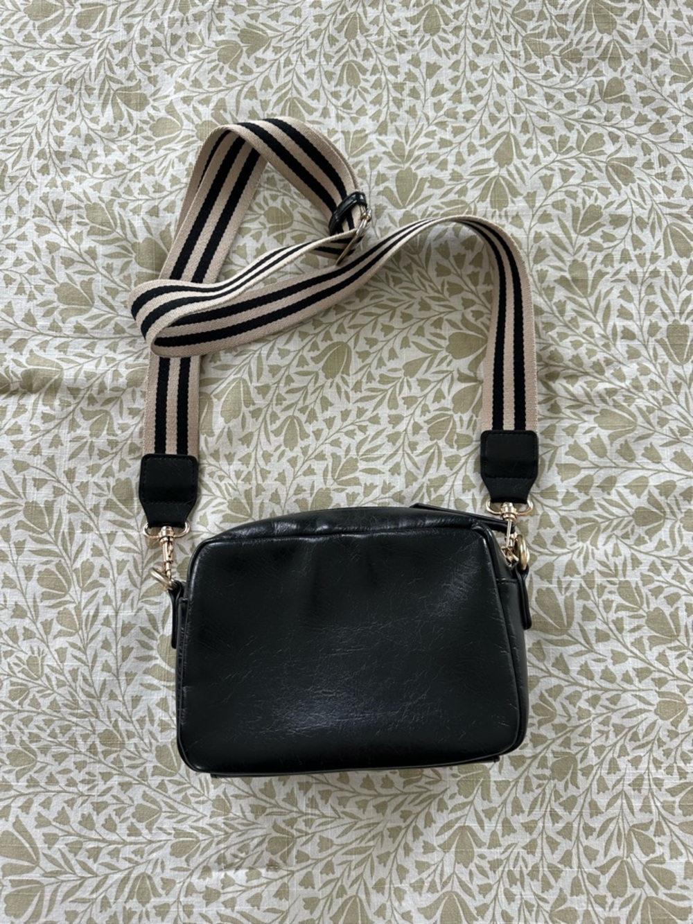 Universal Thread Bag - Picture 4 of 6
